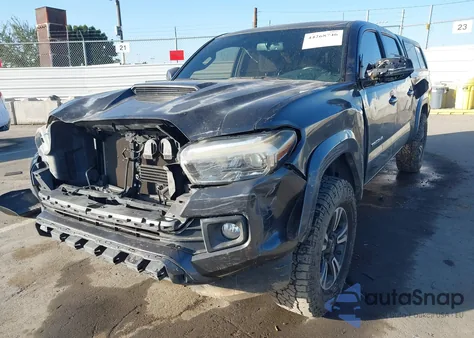 2017 Toyota Tacoma Trd Sport z USA, uszkodzony, nr VIN 3TMBZ5DN2HM008806
